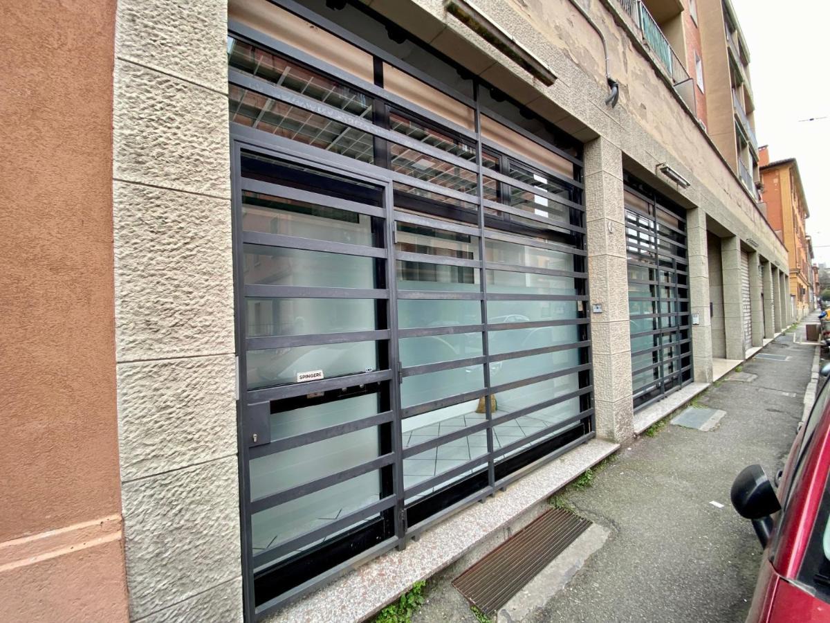 Crespi In Fiera Lägenhet Bologna Exteriör bild